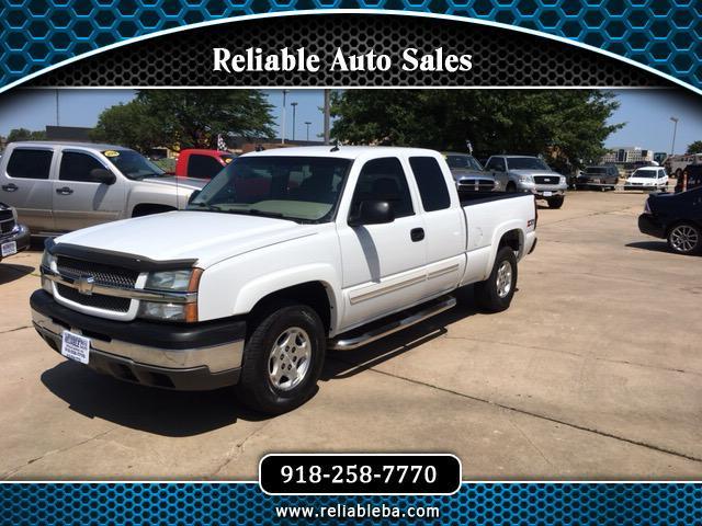 2004 Chevrolet Silverado 1500 LT Ext. Cab Long Bed 4WD