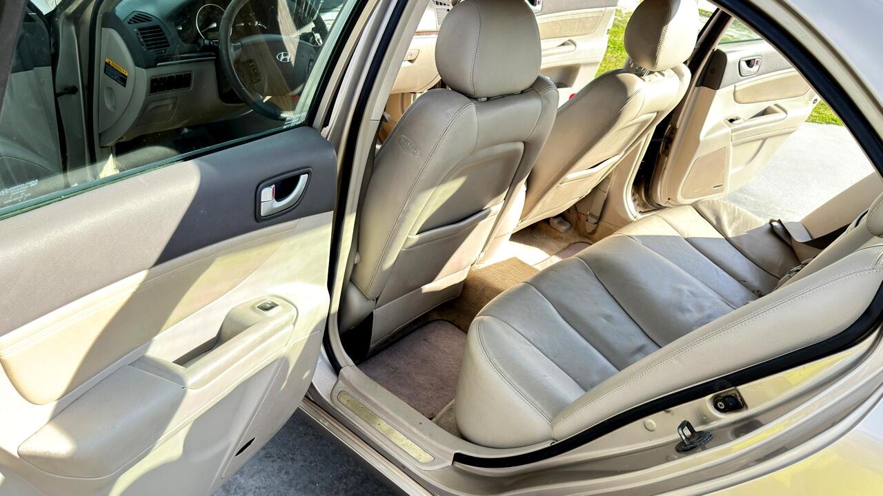 HyundaiSonata24