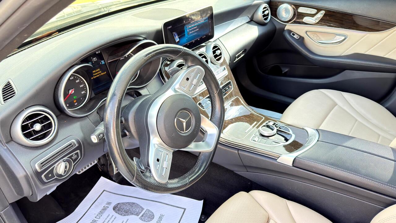 Mercedes-BenzC-Class11