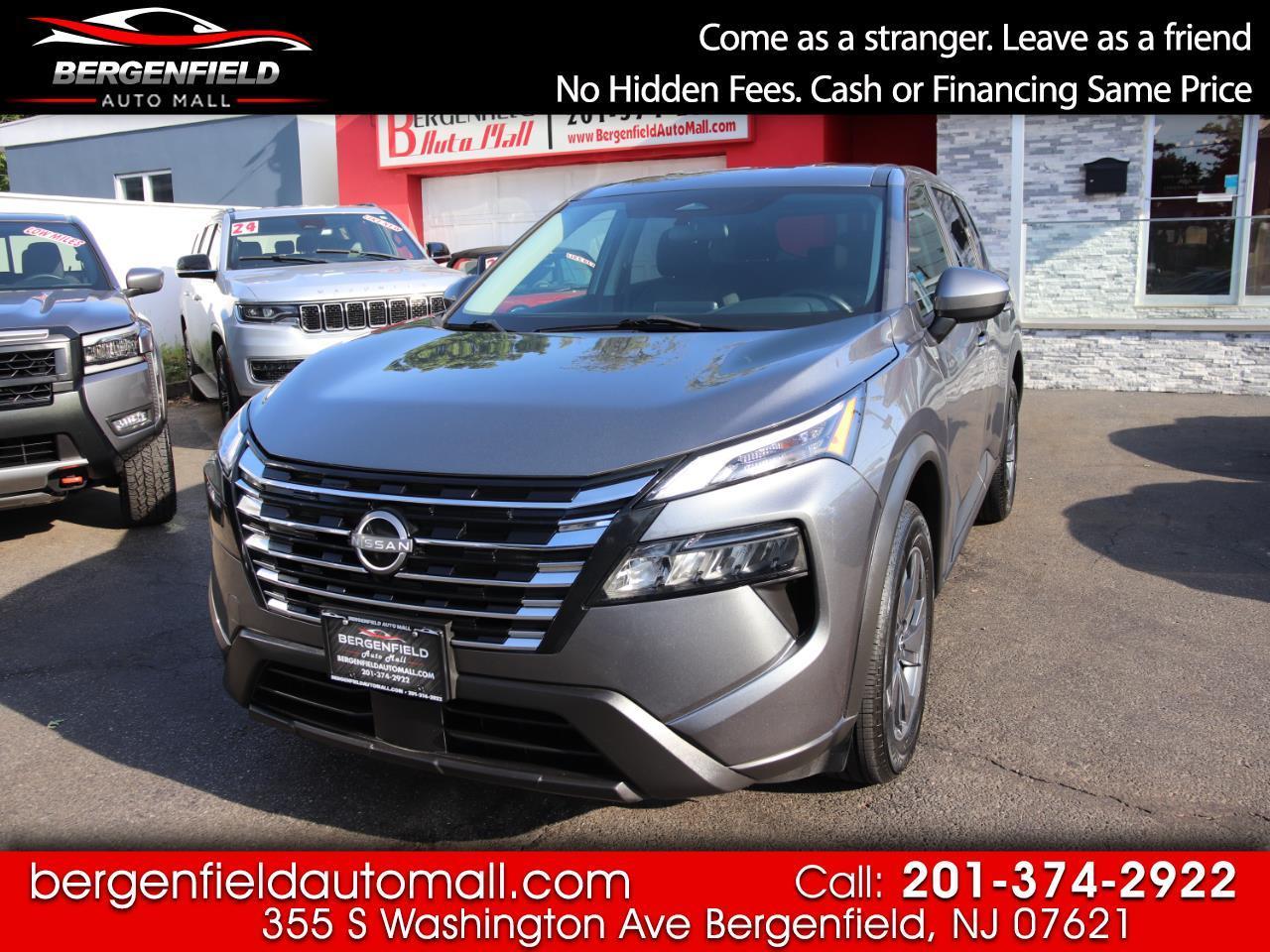 2024 Nissan Rogue SV FWD's photo