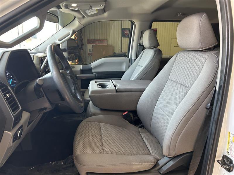 2022 Ford F-250 SD XLT Crew Cab Short Bed 4WD White at Top of Texas Motors