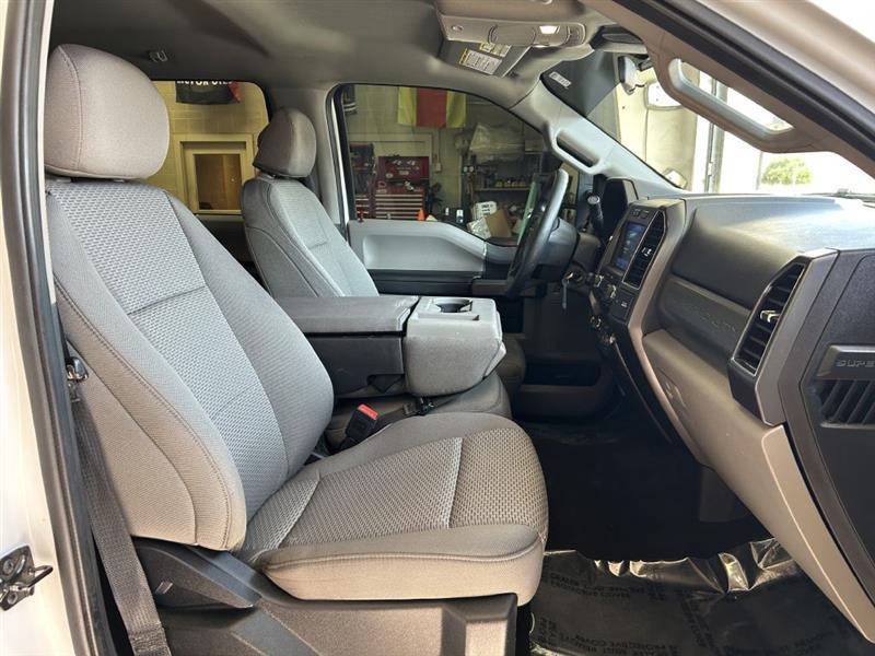 2022 Ford F-250 SD XLT Crew Cab Short Bed 4WD White at Top of Texas Motors