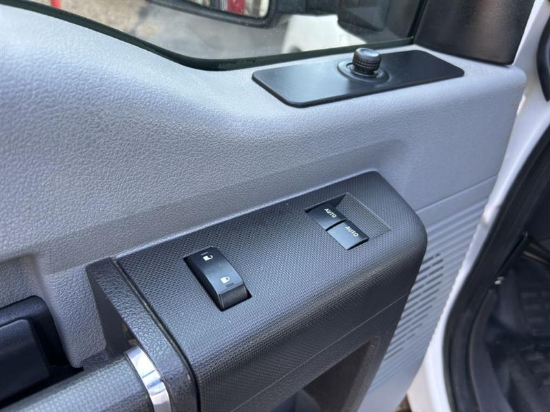 2015 Ford F-250 SD XLT 2WD White at Top of Texas Motors