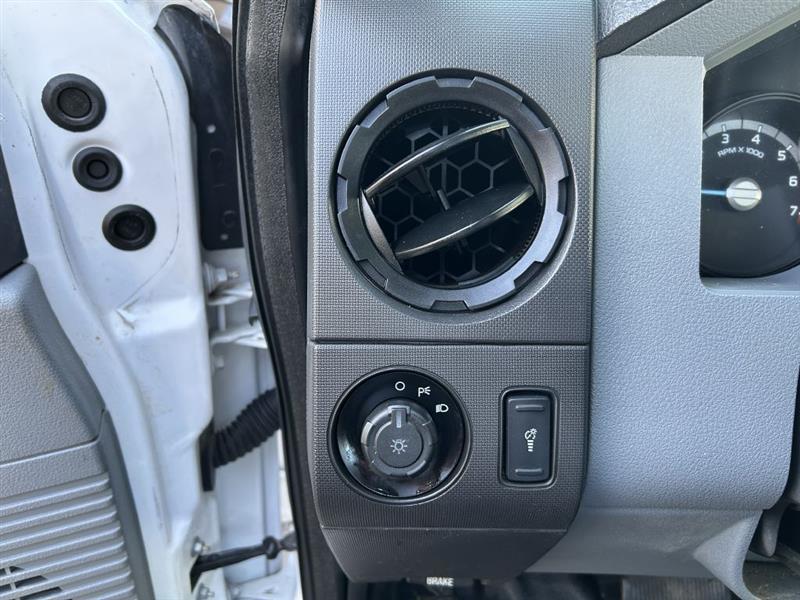 2015 Ford F-250 SD XLT 2WD White at Top of Texas Motors