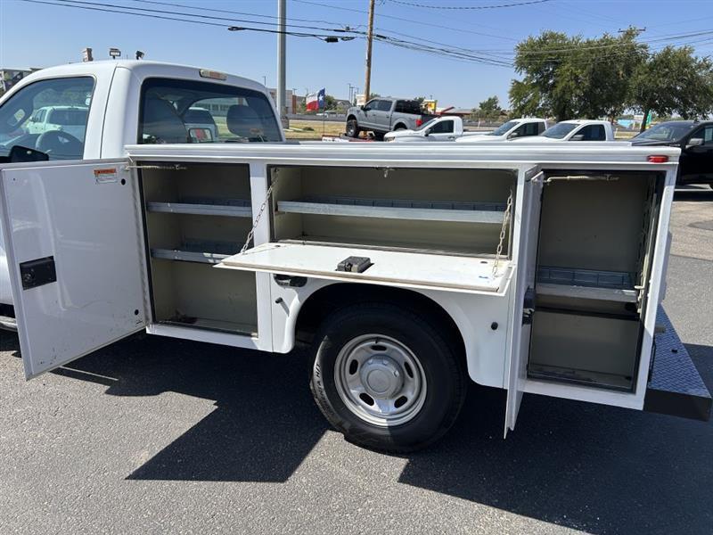 2015 Ford F-250 SD XLT 2WD White at Top of Texas Motors