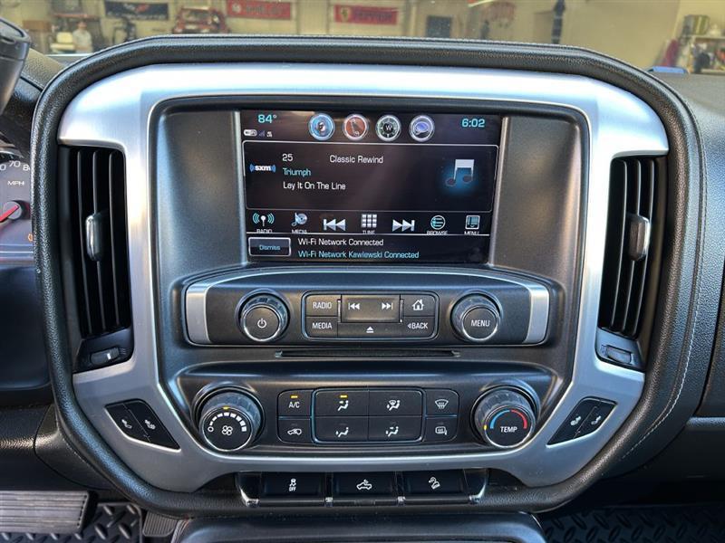 2018 GMC Sierra 2500HD photo 7 of 25