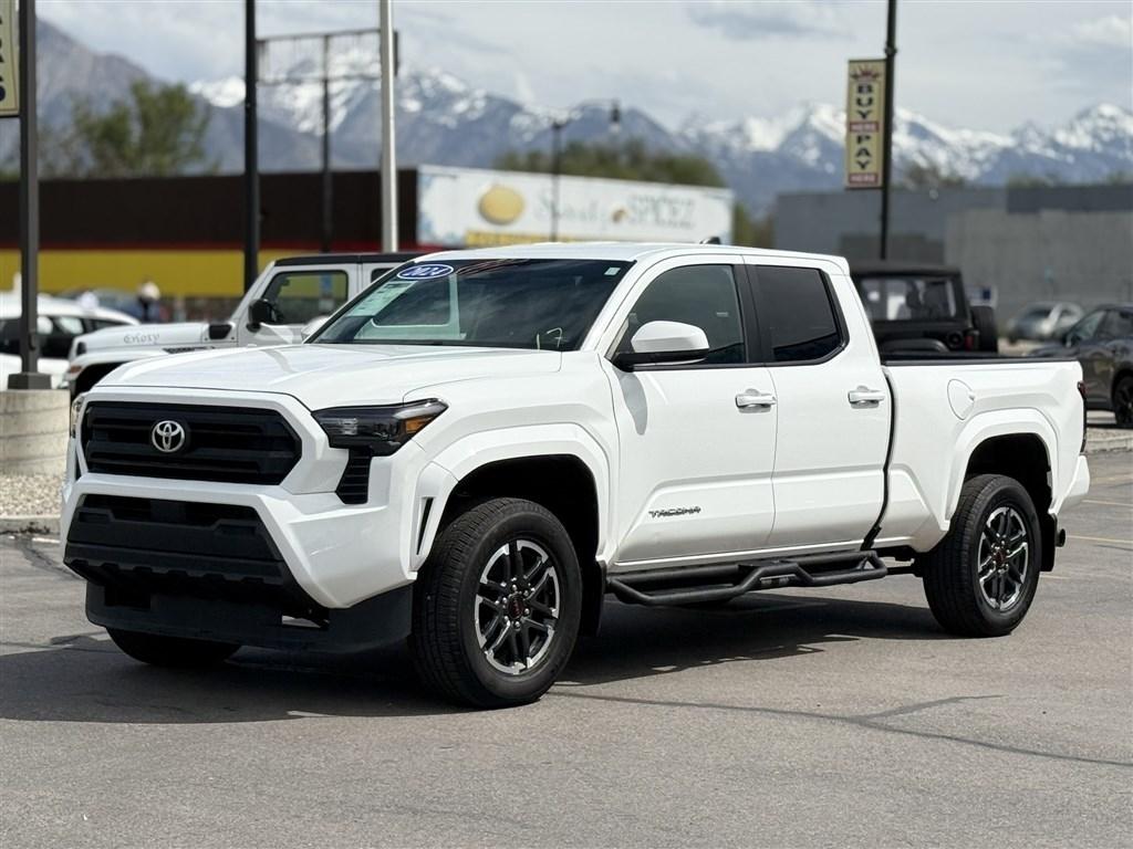2024 Toyota Tacoma SR5 Double Cab