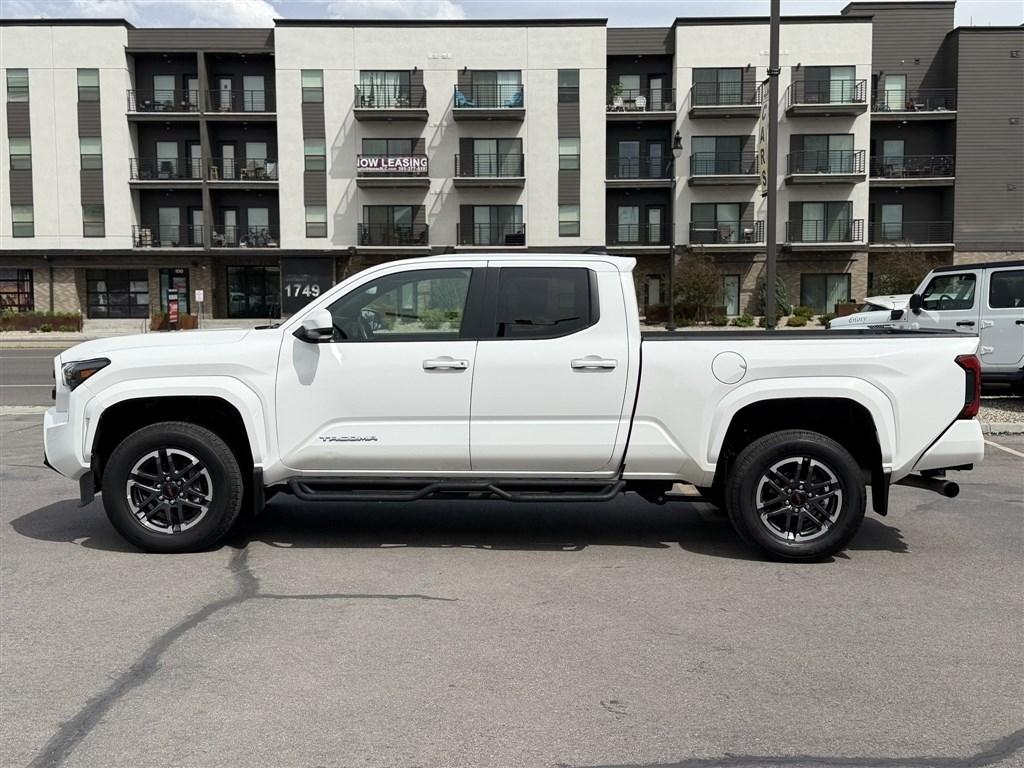 2024 Toyota Tacoma SR5 Double Cab