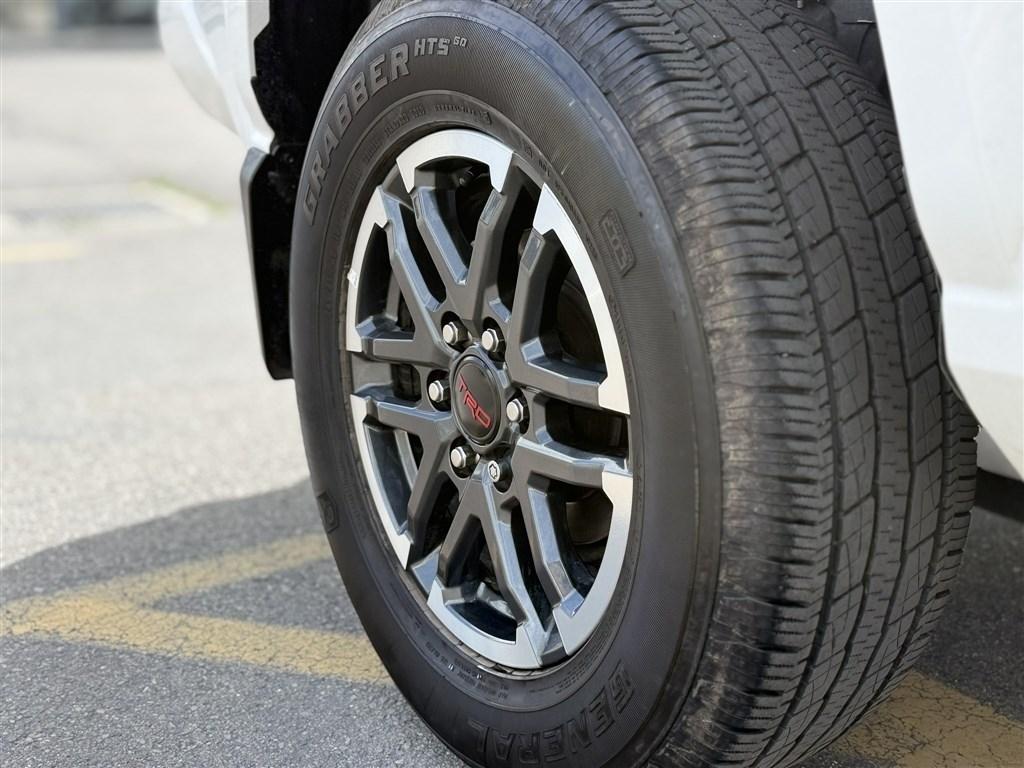 2024 Toyota Tacoma SR5 Double Cab