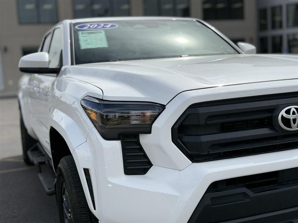 2024 Toyota Tacoma SR5 Double Cab