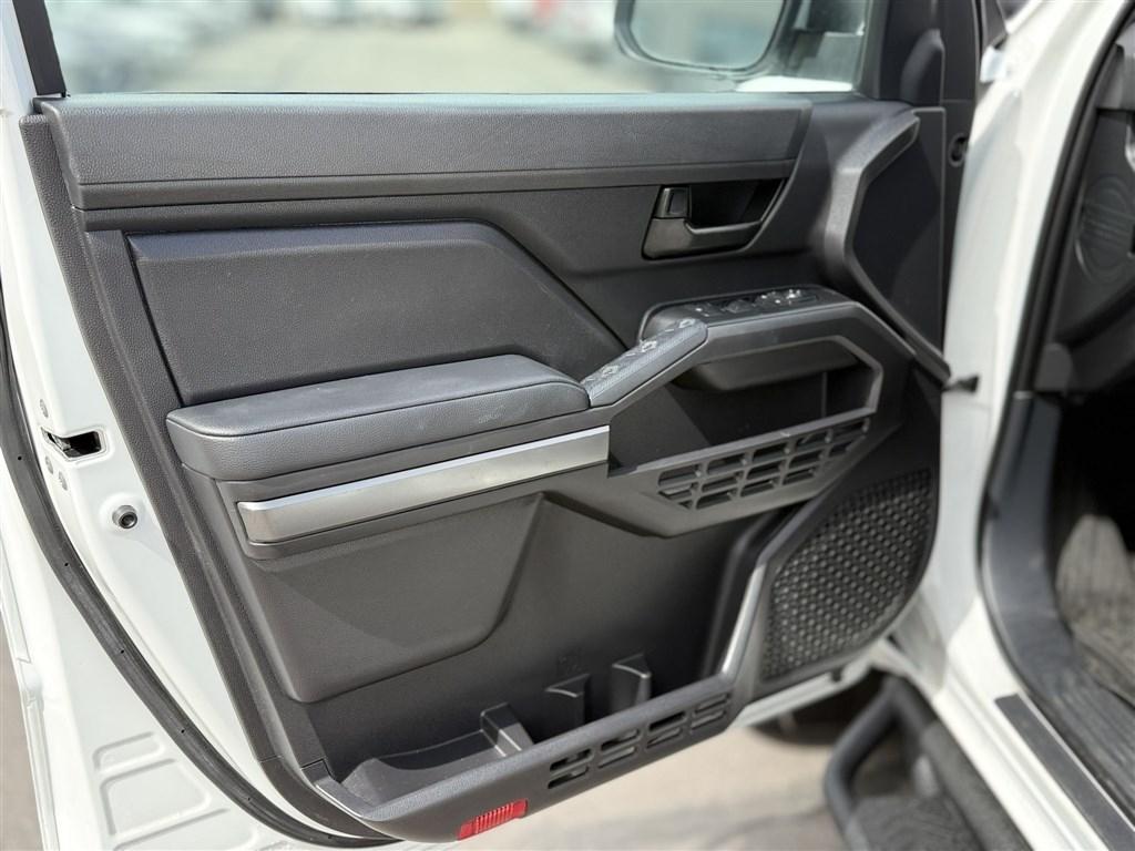 2024 Toyota Tacoma SR5 Double Cab