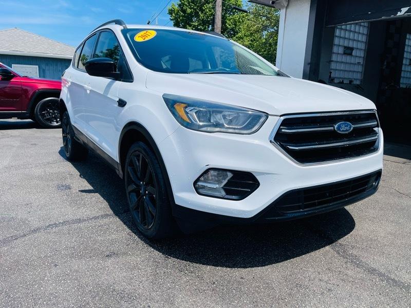2017 Ford Escape SE 4WD's photo