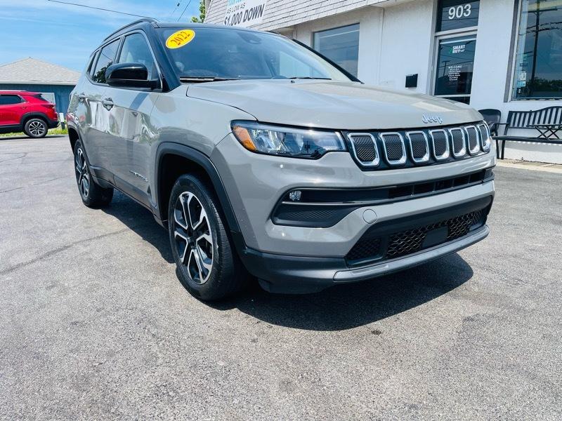 2022 Jeep Compass Limited 4X4's photo