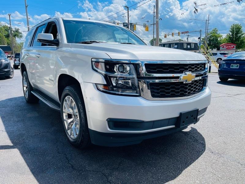 2019 Chevrolet Tahoe 4WD LT's photo