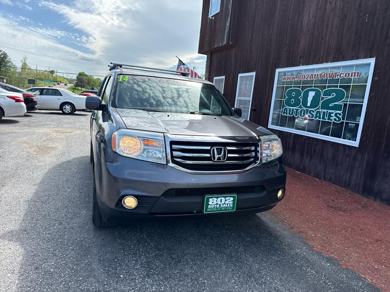 Vehicle Image 2
