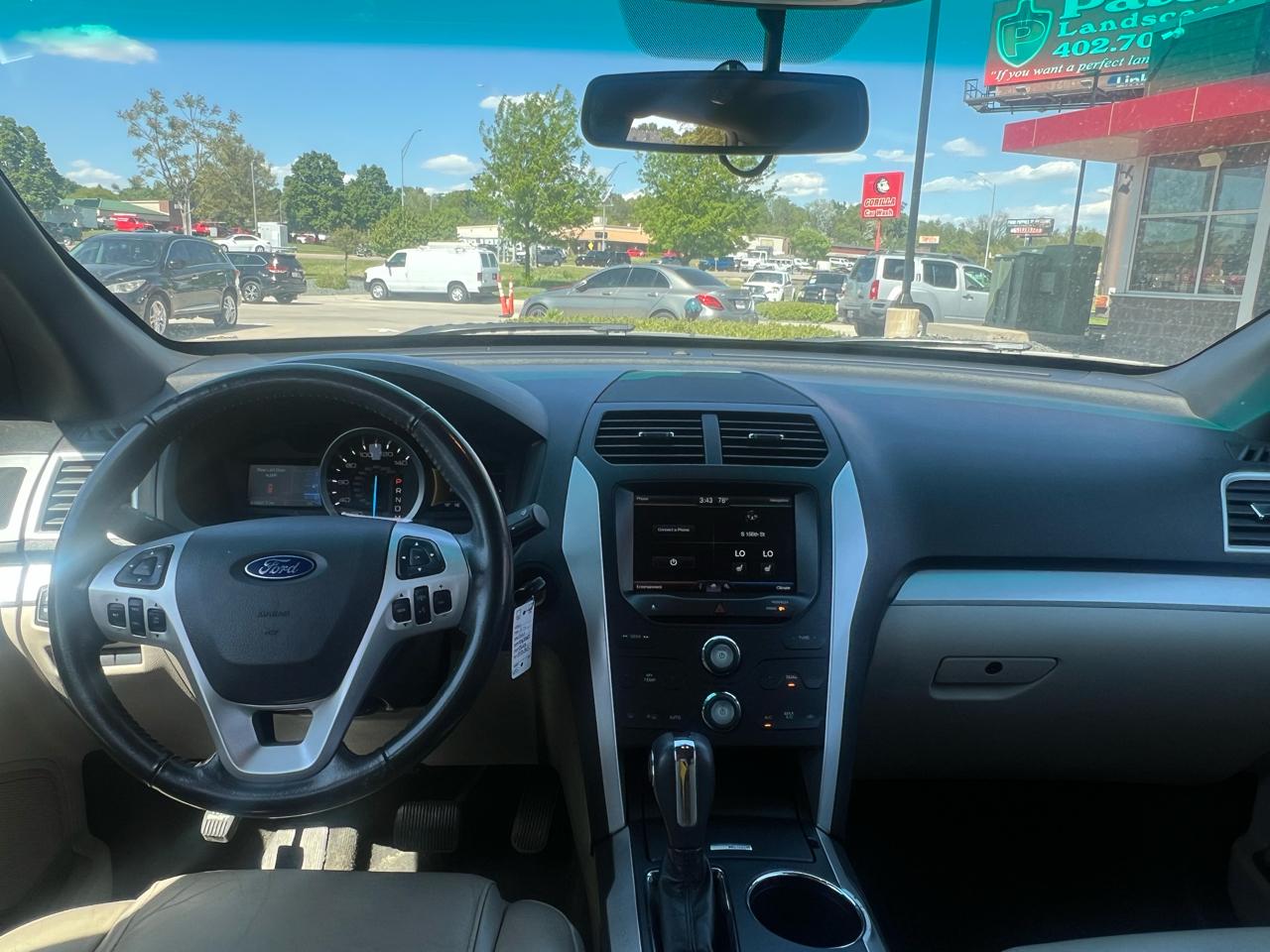 FordExplorer12