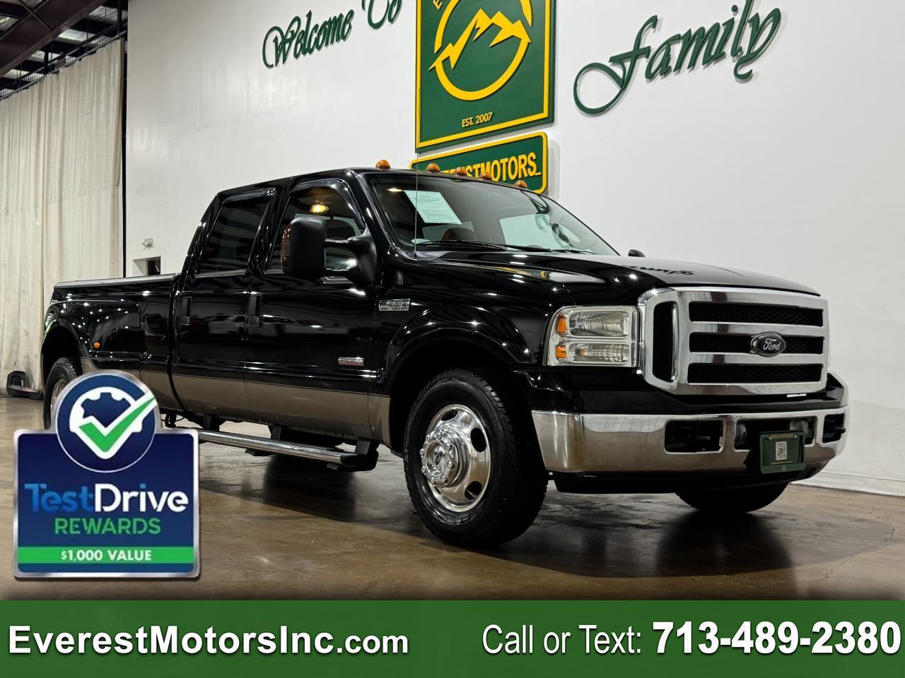 2005 Ford Super Duty F-350 DRW LARIAT 4X2 CREWCAB DRW 6.0L V8 DIESEL