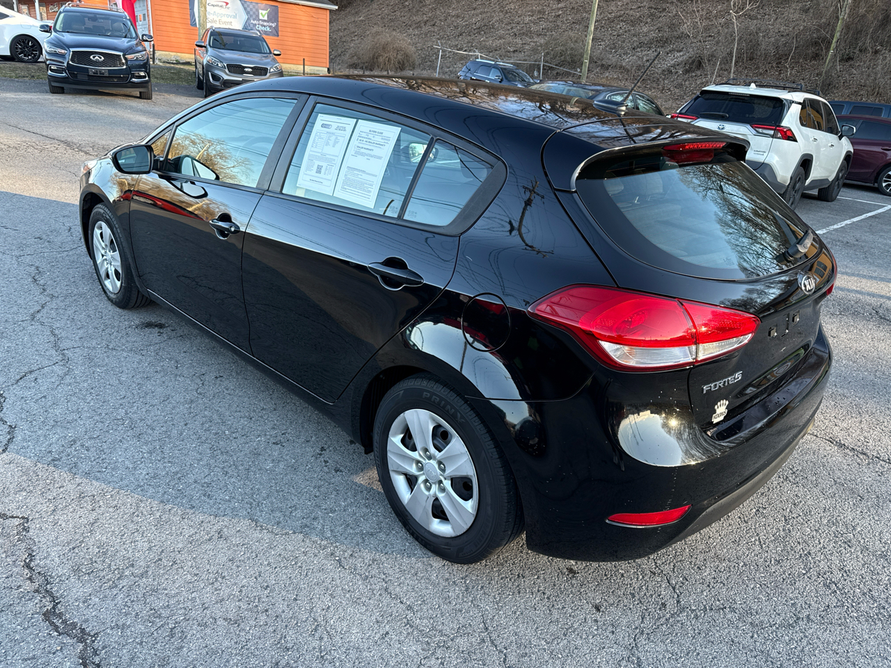 2017 Kia Forte 5-Door
