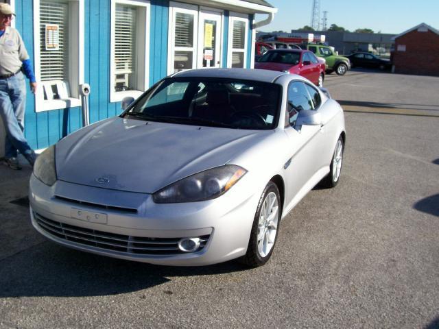 2008 Hyundai Tiburon SE
