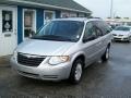 2005 Chrysler Town & Country