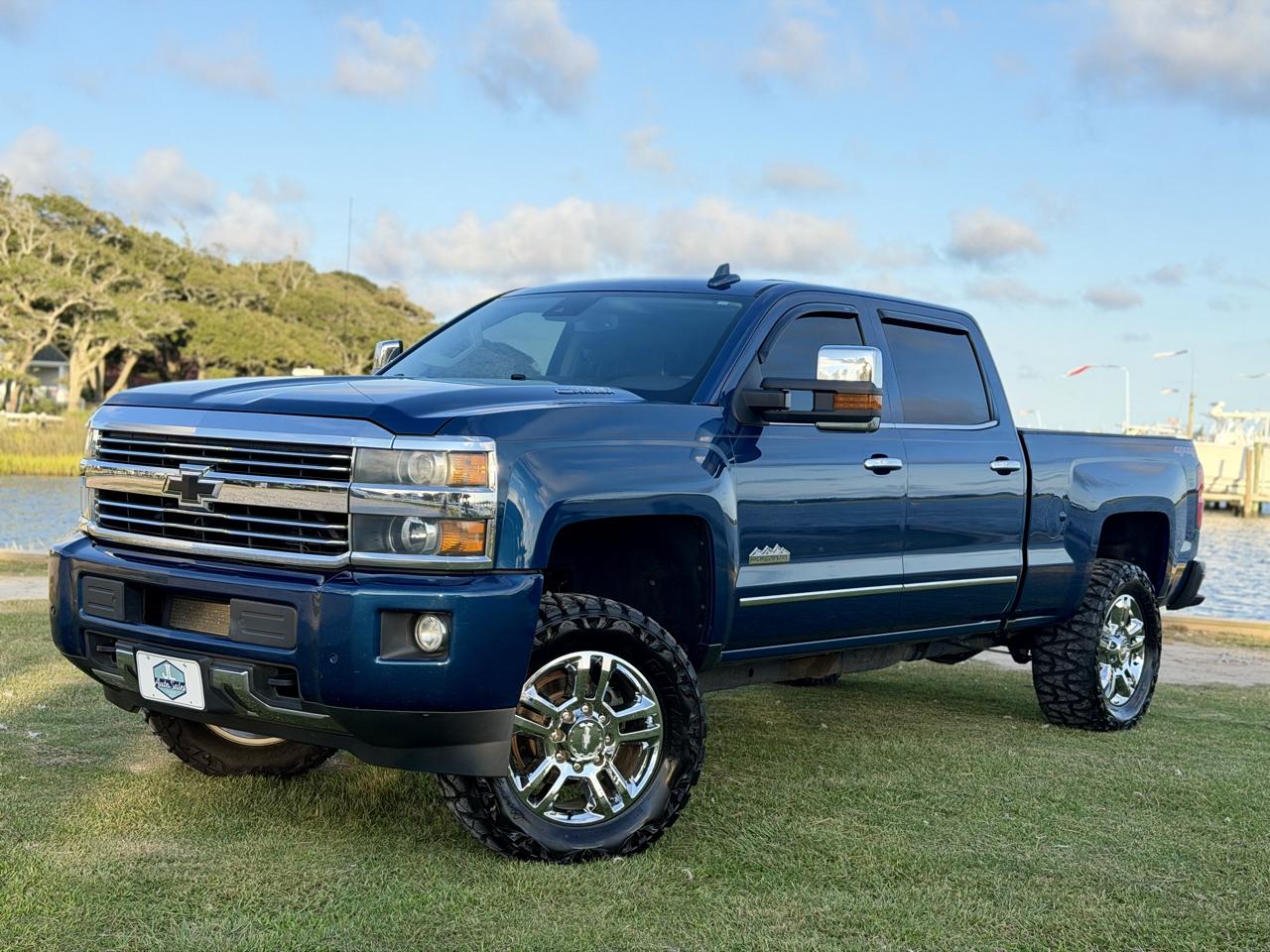 2016 Chevrolet Silverado 2500HD High Country Crew Cab 4WD
