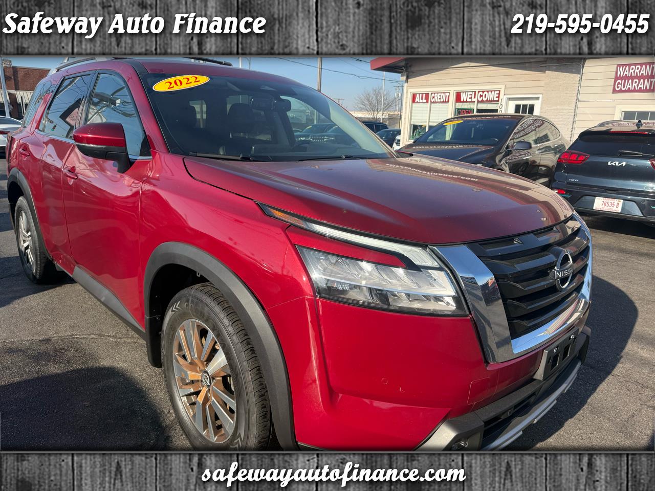 2022 Nissan Pathfinder SL 4WD's photo