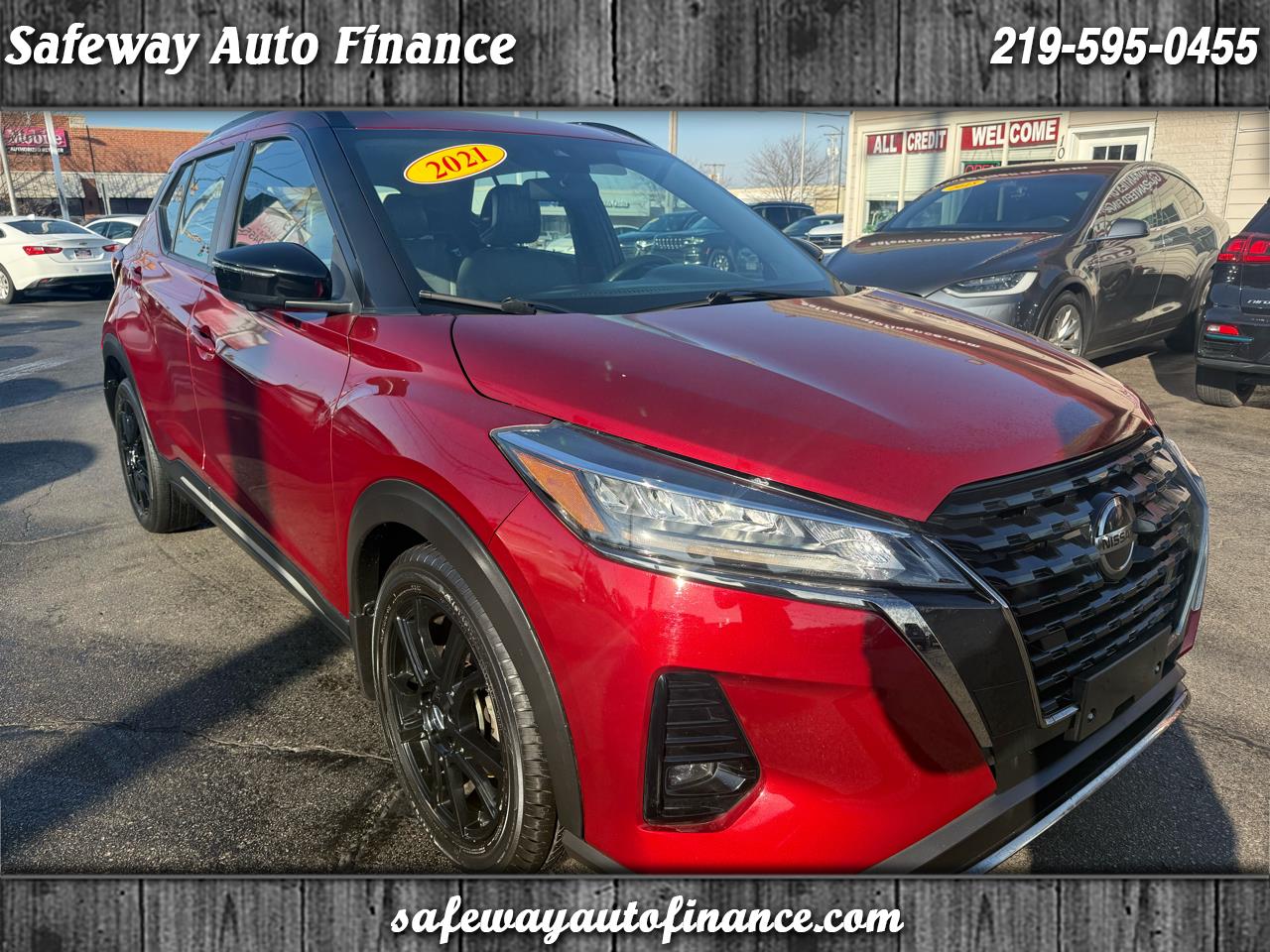 2021 Nissan Kicks SR FWD's photo