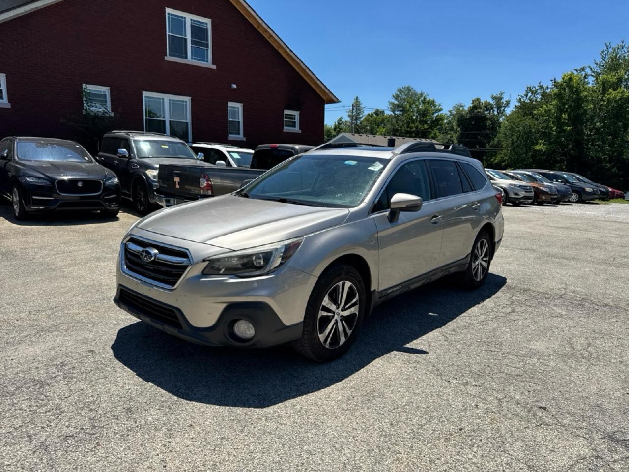 2018 Subaru Outback 2.5i Limited's photo