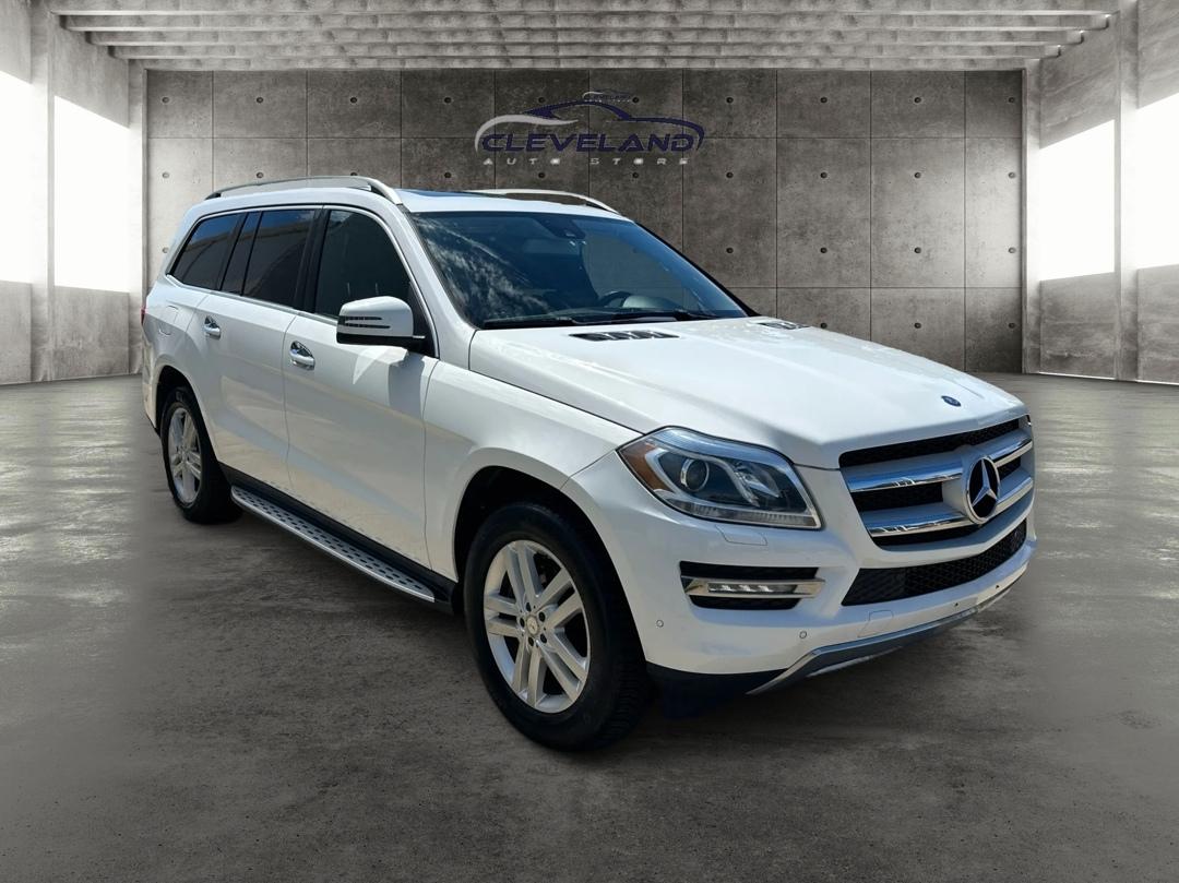 2016 Mercedes-Benz GL-Class GL450's photo