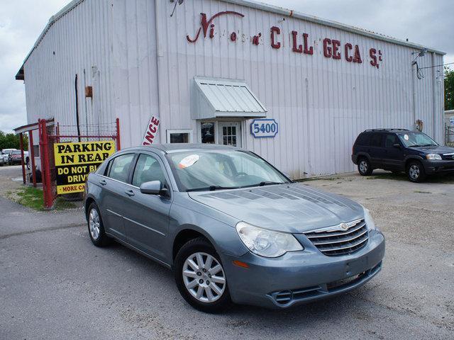 2007 Chrysler Sebring Visit Nicholsons College Cars online at wwwnicholsoncarscom to see more pic