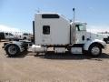 2003 Peterbilt 330
