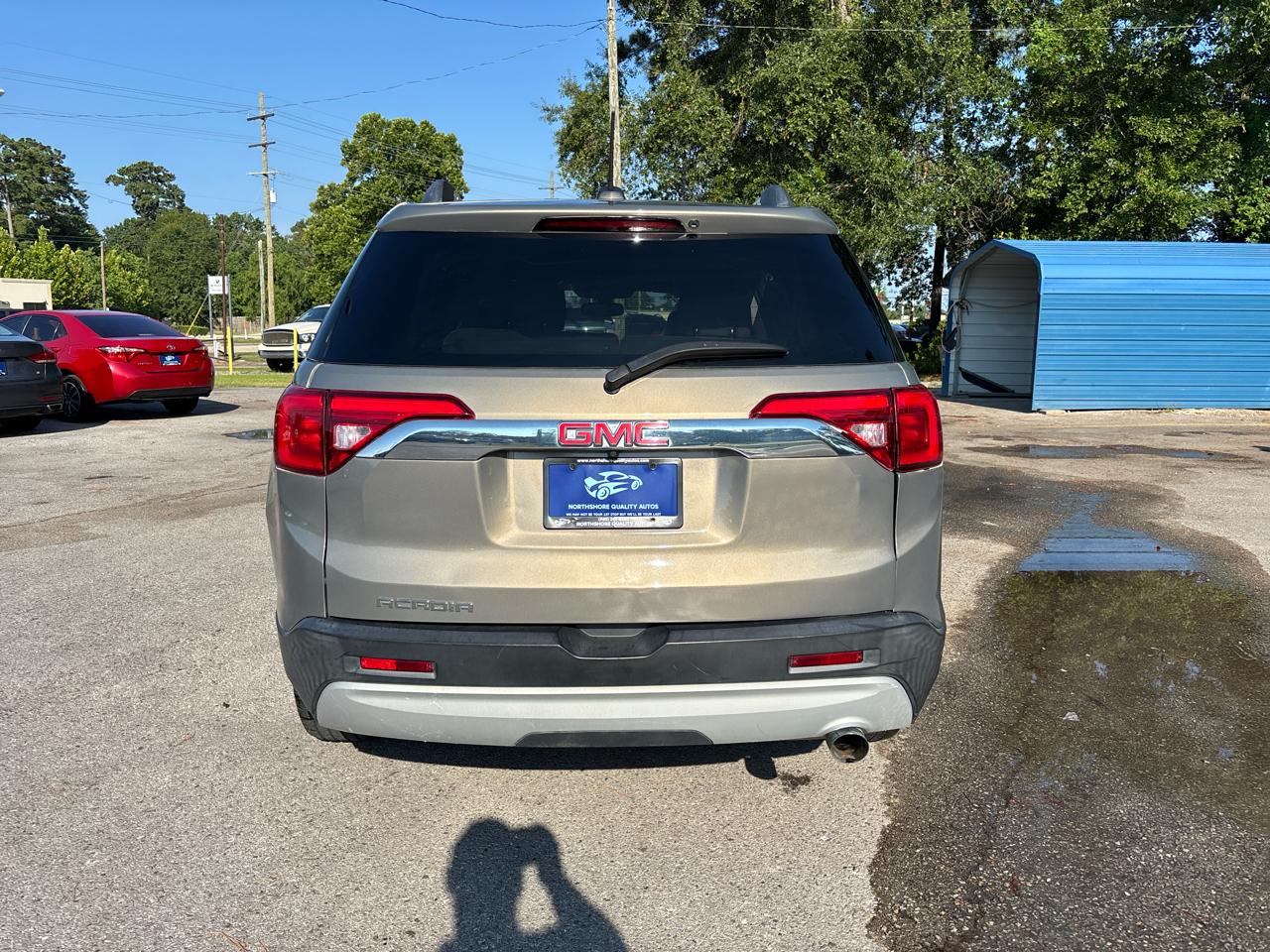 2019 GMC Acadia SLT-1 - Image 4