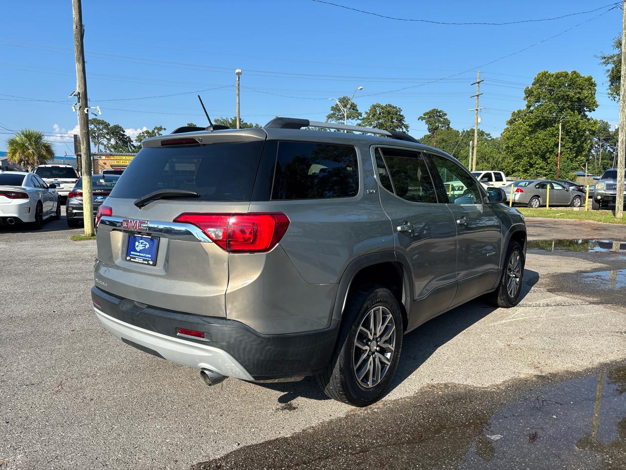 2019 GMC Acadia SLT-1 - Image 5