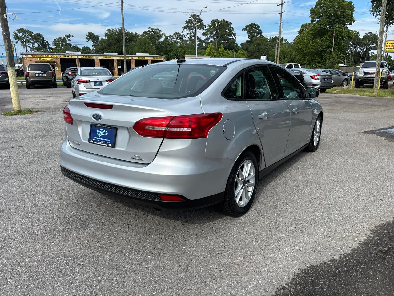 2016 Ford Focus SE - Image 5