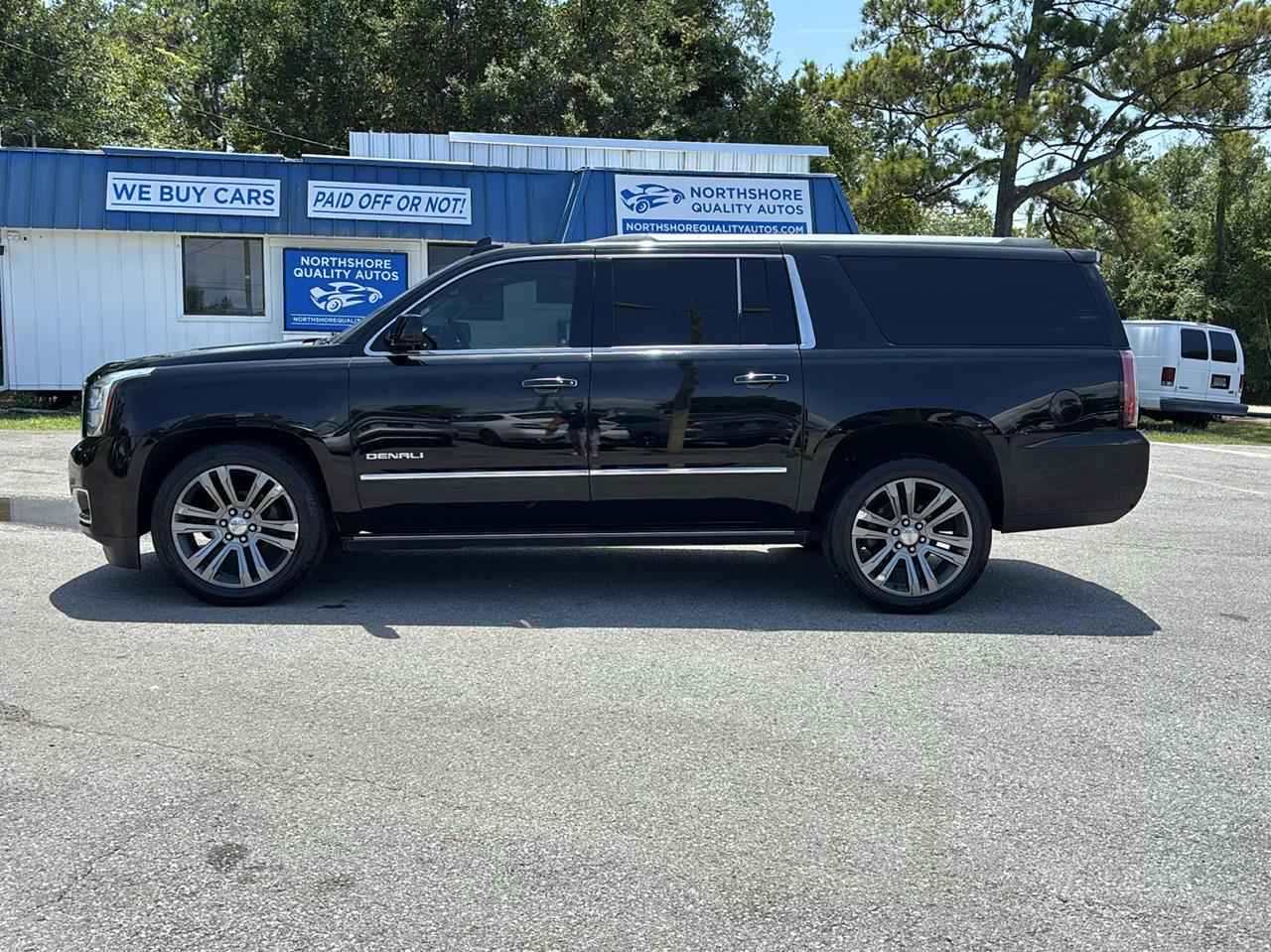 Photo 2 of 2018 GMC Yukon XL Denali