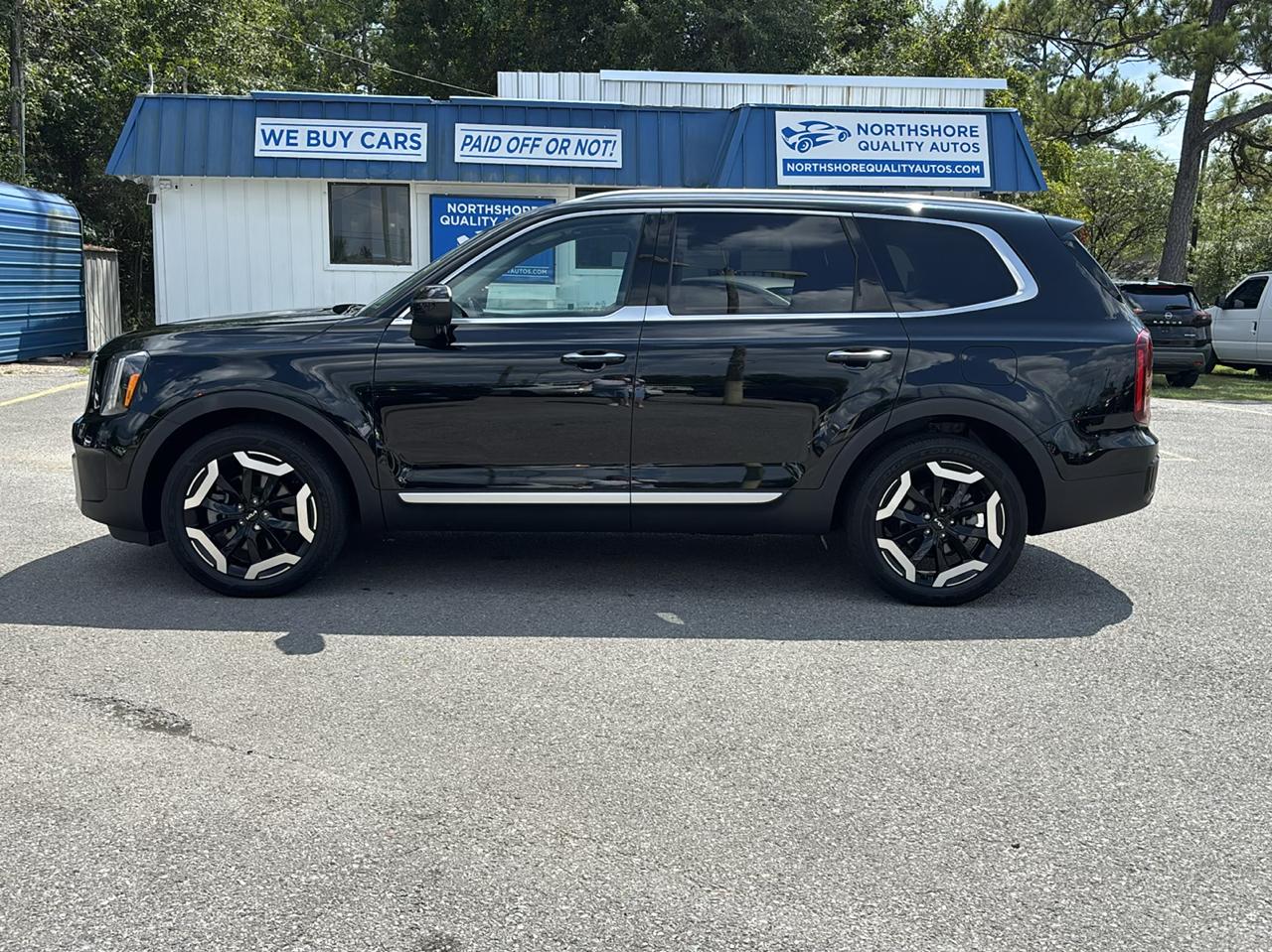 Photo 2 of 2023 Kia Telluride S