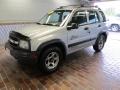 2001 Chevrolet Tracker