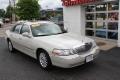 2004 Lincoln Town Car