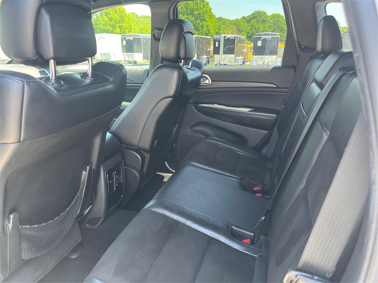 JeepGrand Cherokee10