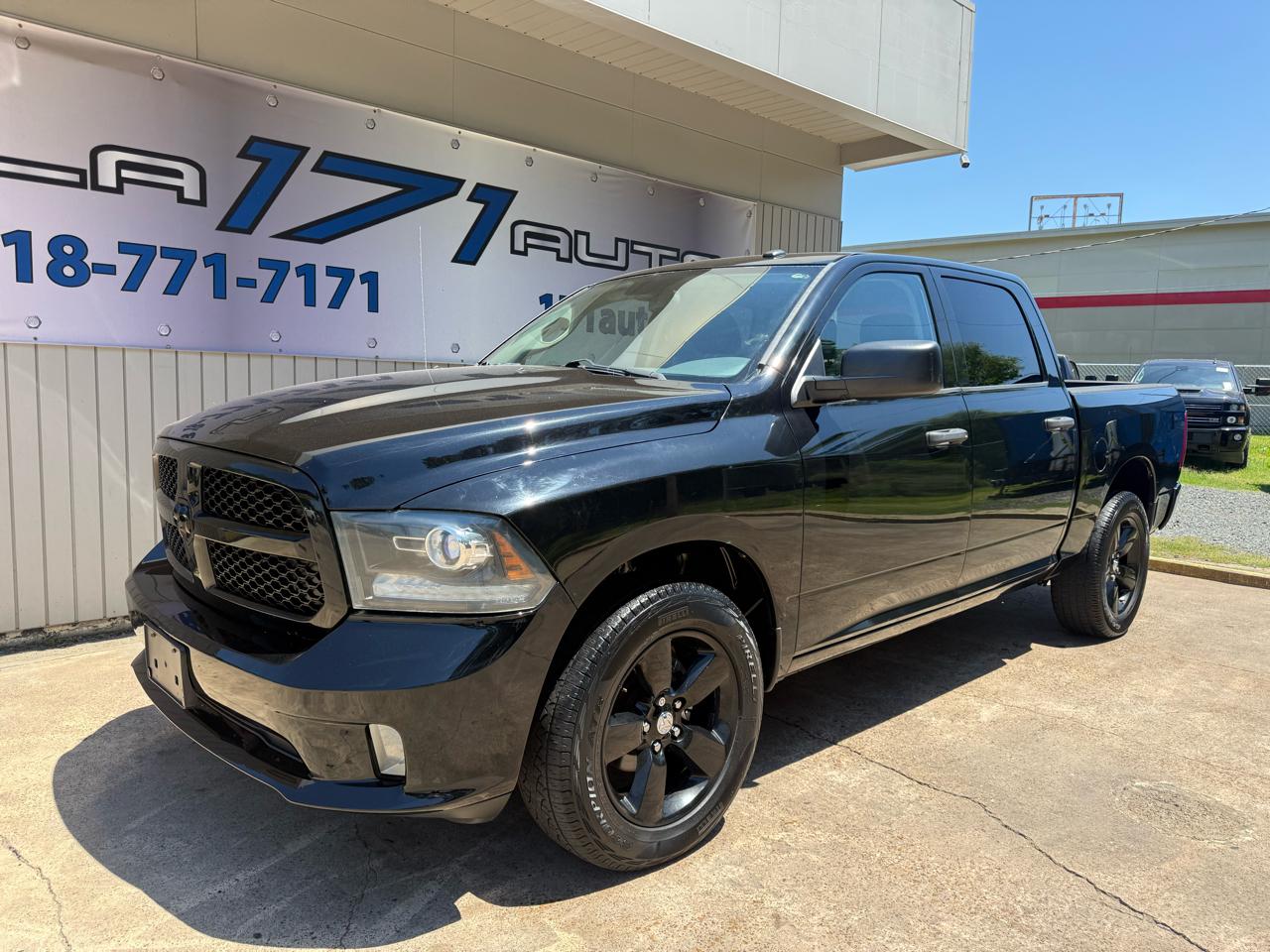 2014 RAM 1500 Express 4x4 Crew Cab's photo