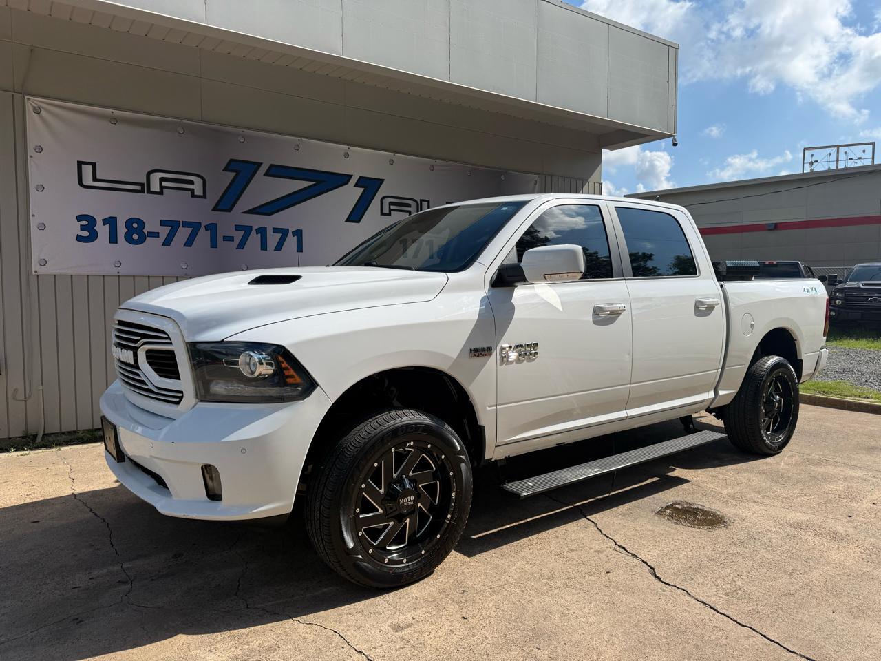 2018 RAM 1500 Sport 4x4 Crew Cab 5'7's photo