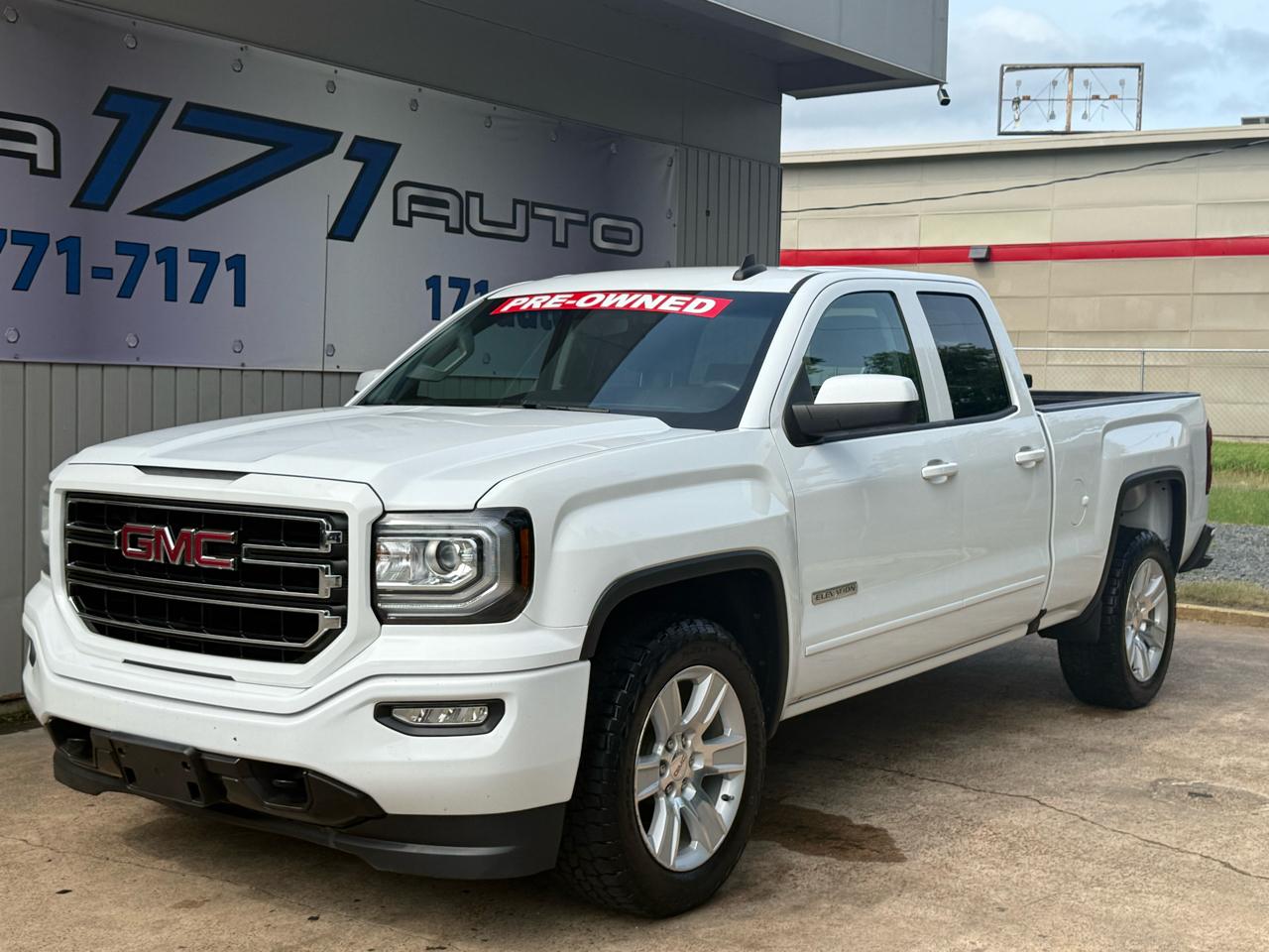 2018 GMC Sierra 4WD Double Cab Standard Box's photo