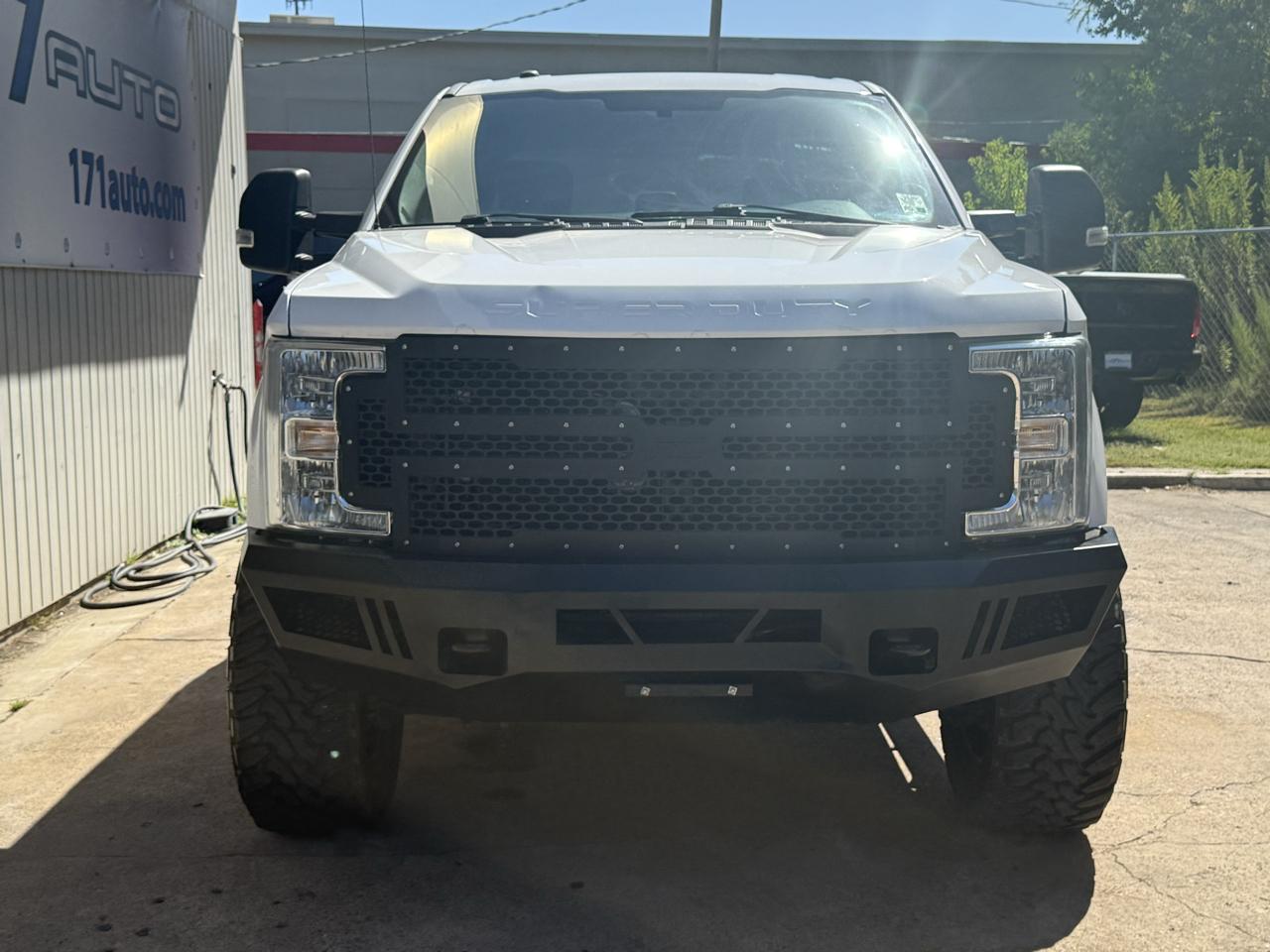 2019 Ford F-250 Super Duty XL - Image 2