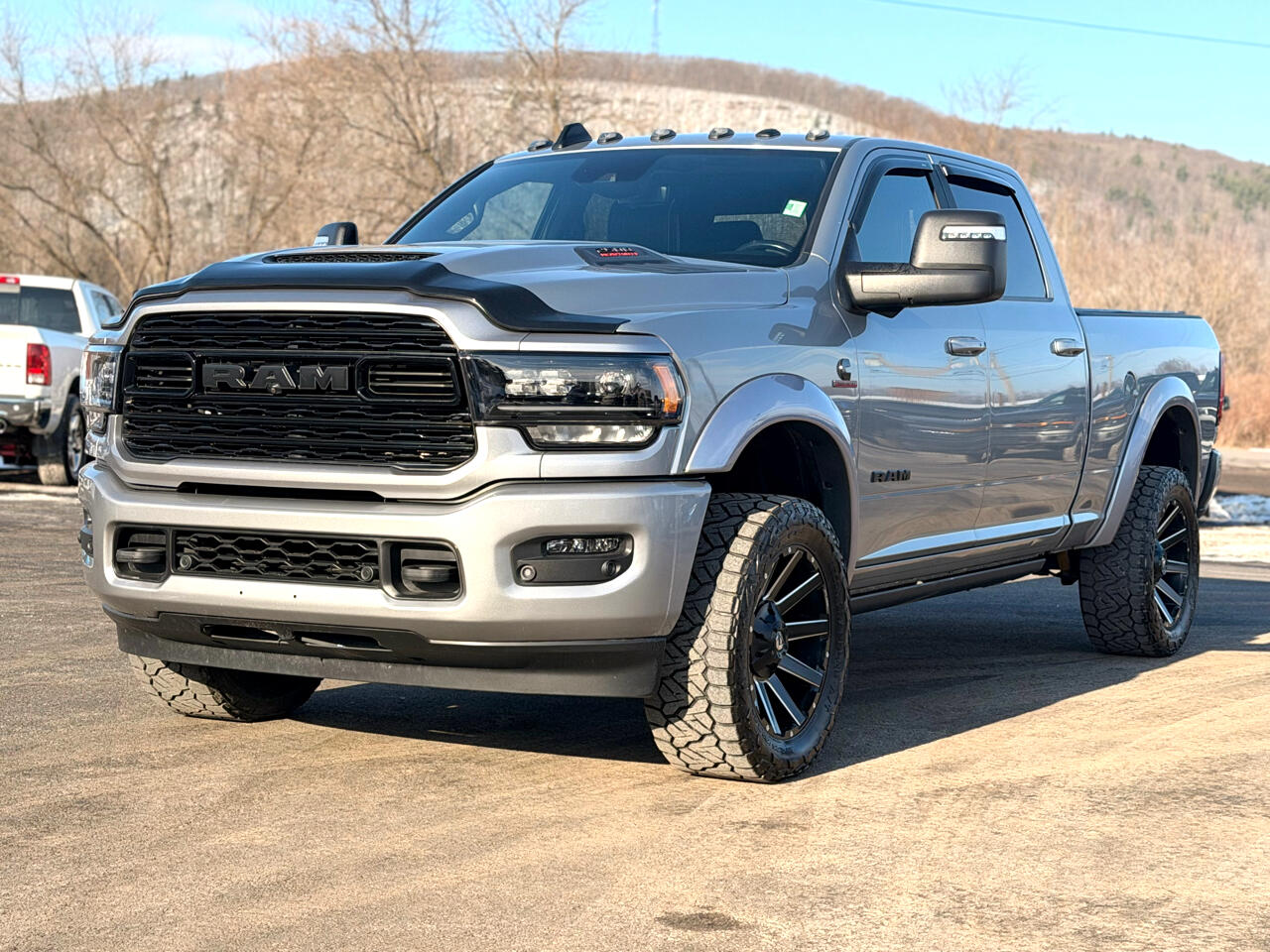 2023 RAM 2500 Limited Crew Cab SWB 4WD's photo