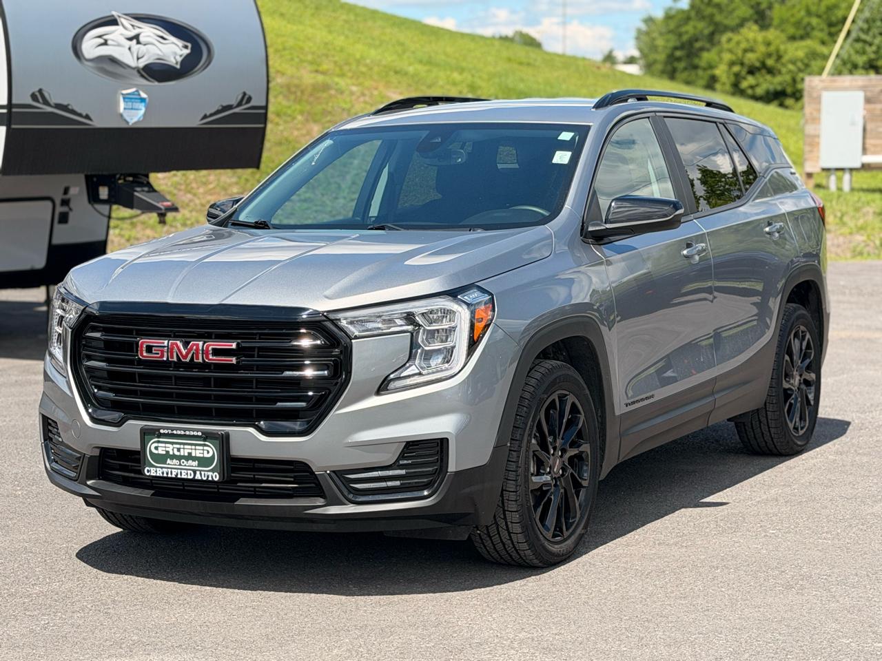 2023 GMC Terrain SLE AWD's photo