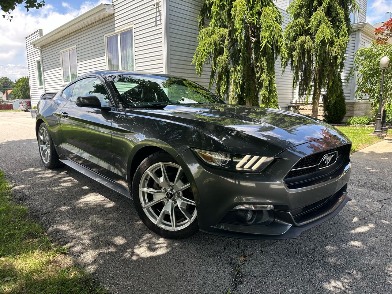 2015 Ford Mustang EcoBoost Coupe Premium's photo