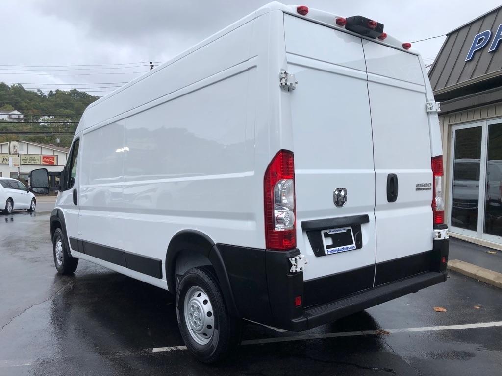 2023 RAM Promaster photo 4 of 36