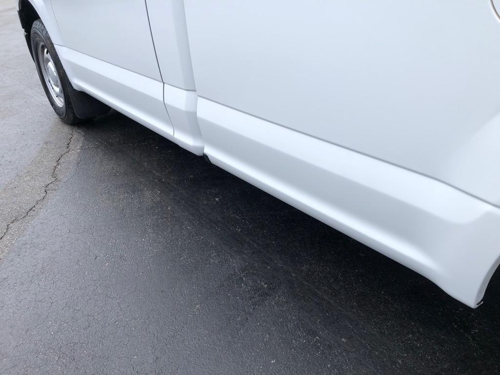 2017 Ford F-150  WHITE at Washington Ford
