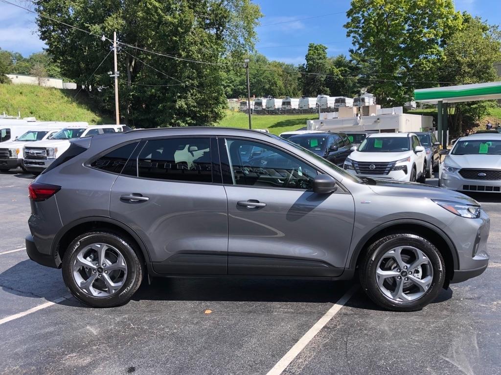 2025 Ford Escape ST LINE - 6