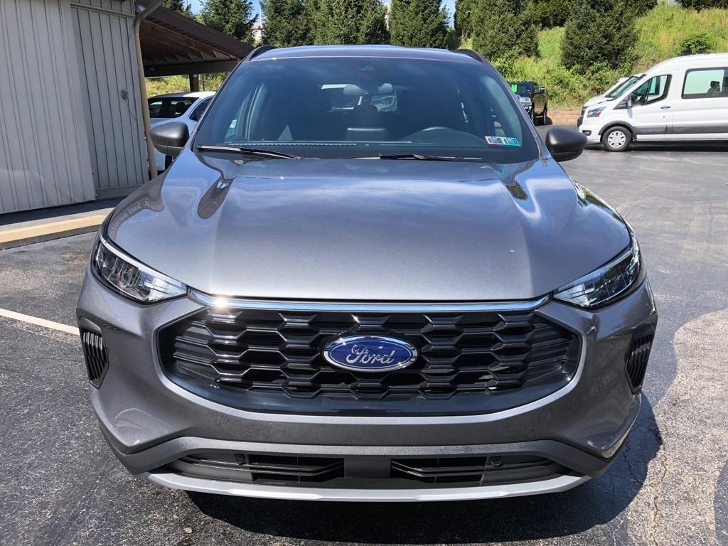 2025 Ford Escape ST LINE - 8